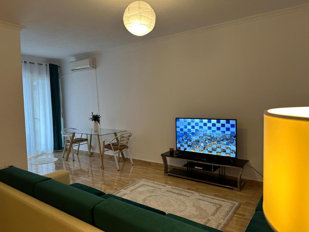Apartament Front Superior Durrës